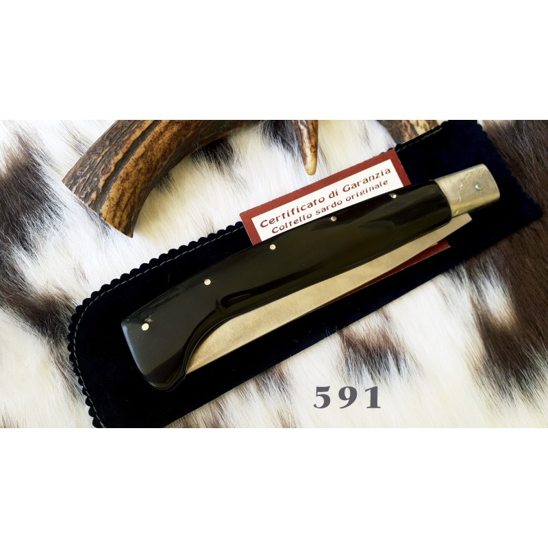 Coltello sardo lama 11 cm, manico in corno di cervo con fondello in bufalo